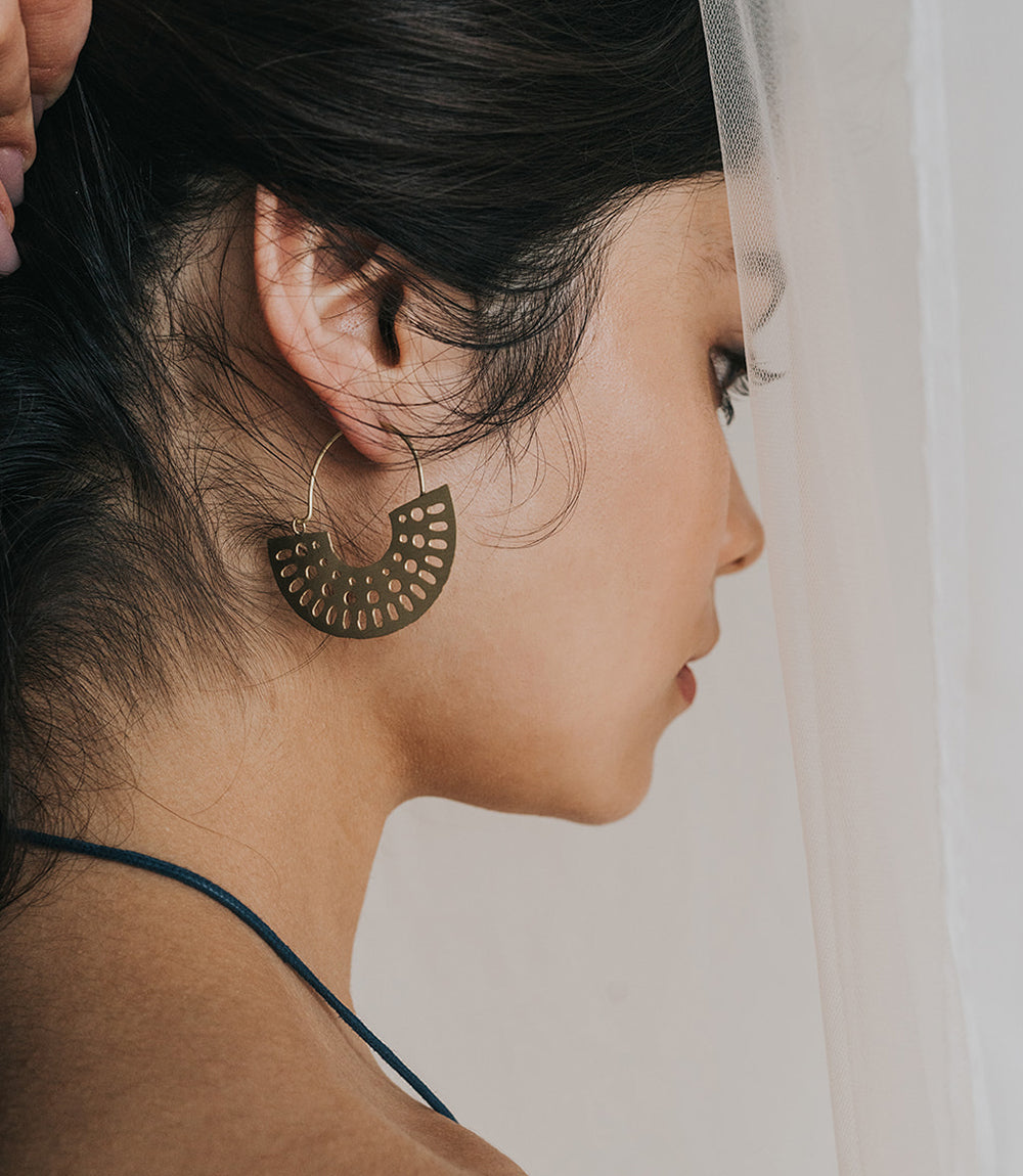 Abhaya Cutout Hoop Earrings - Osadia Concept Store