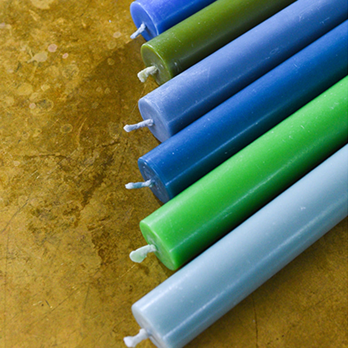 S/25 Powder Blue Dinner Candles