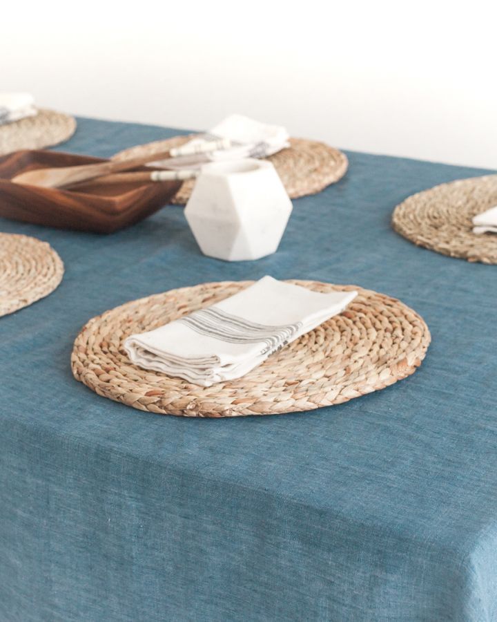 Water Hyacinth Charger Placemat