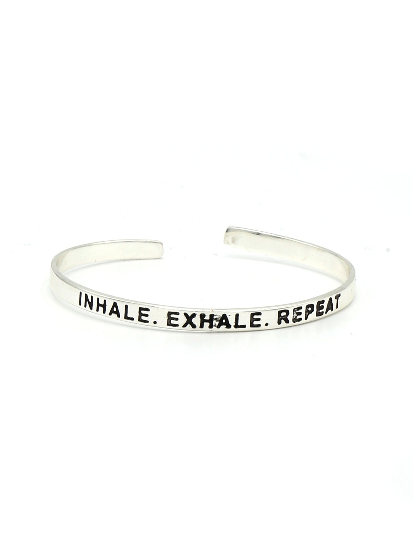 Breathe Quote Cuff - Osadia Concept Store