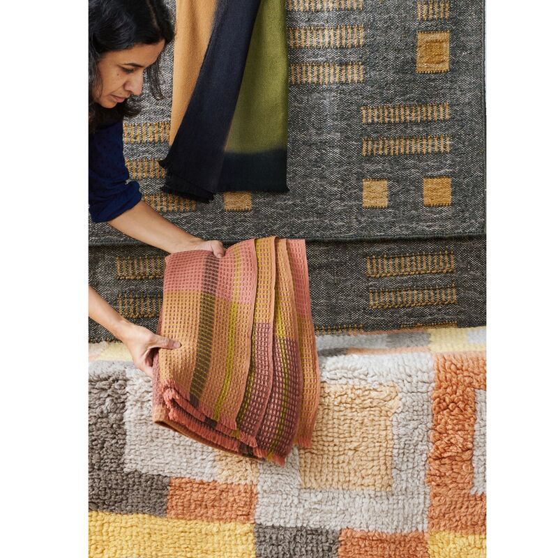 Ash Rug Geometric Pattern Handwoven in Jute