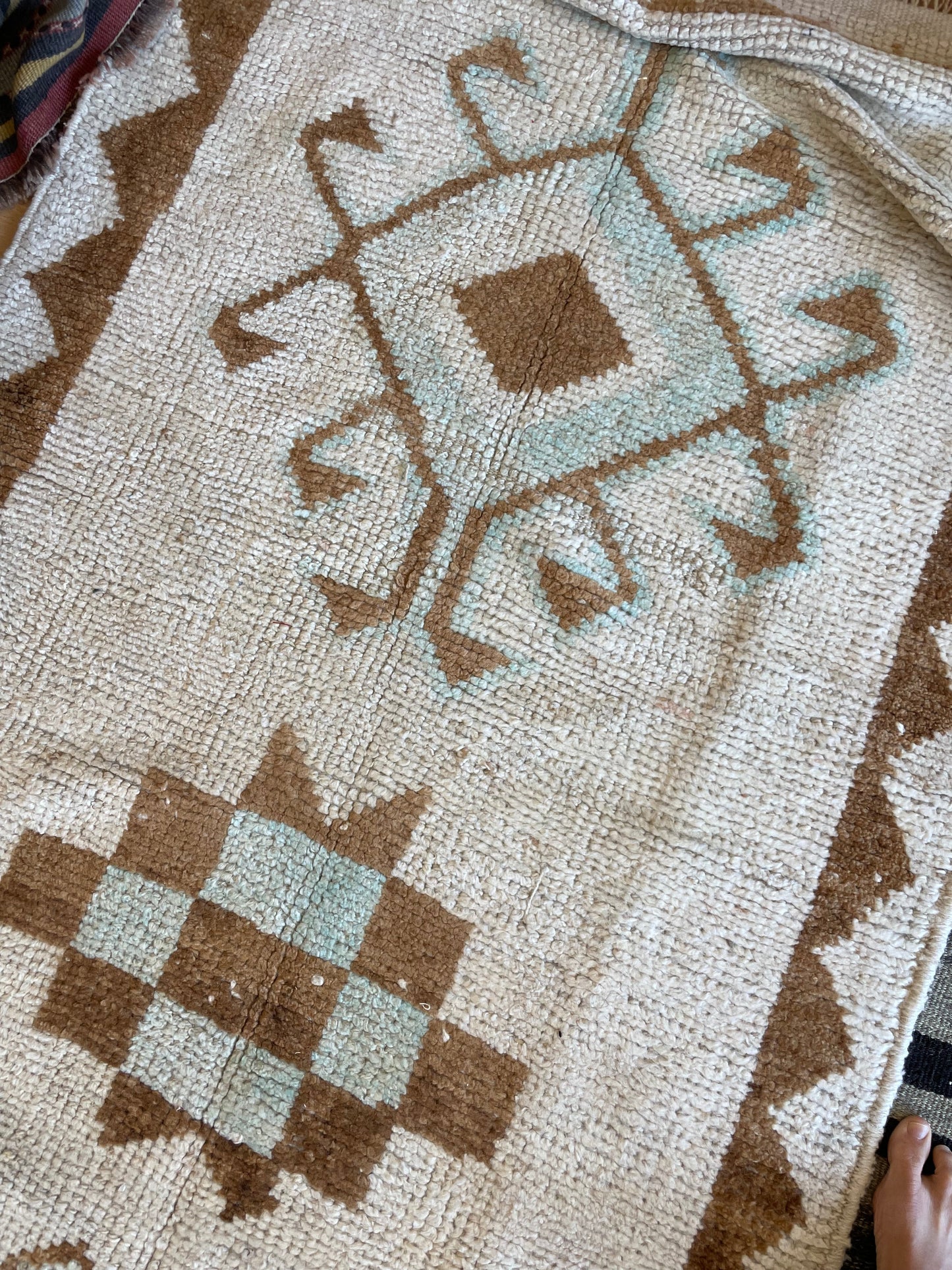 No. 1105 Vintage Herki Runner 3'2” x 11’5”