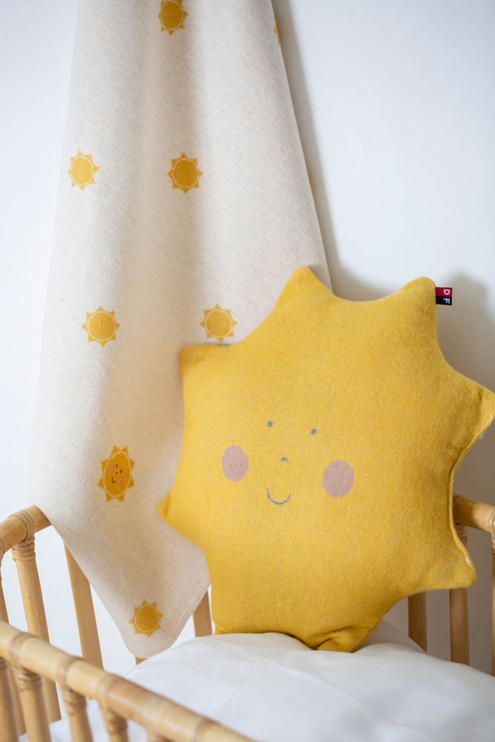 JUWEL Baby Blanket "Suns Allover" with Embroidery