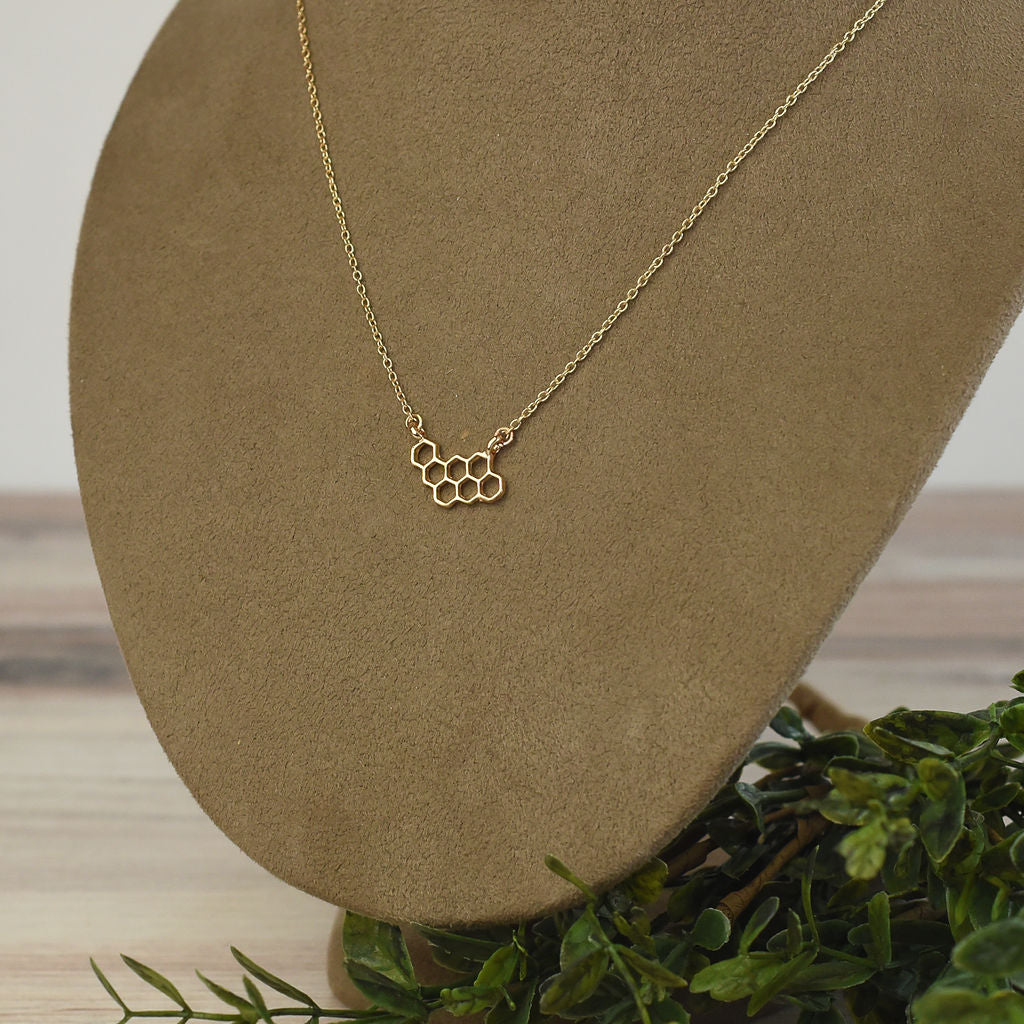 Honeycomb Pendant Necklace - Osadia Concept Store