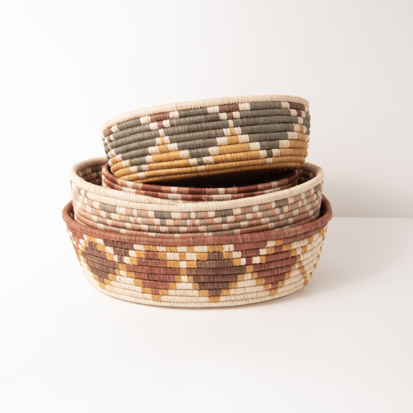 Zig Zag Bread Basket ~ Elevate Collection