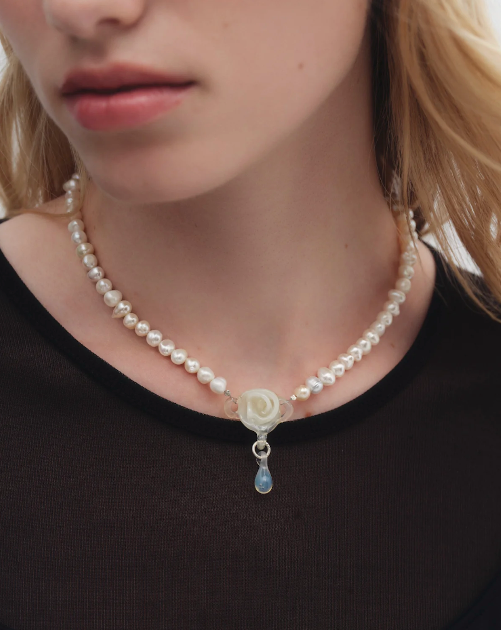Alba Necklace