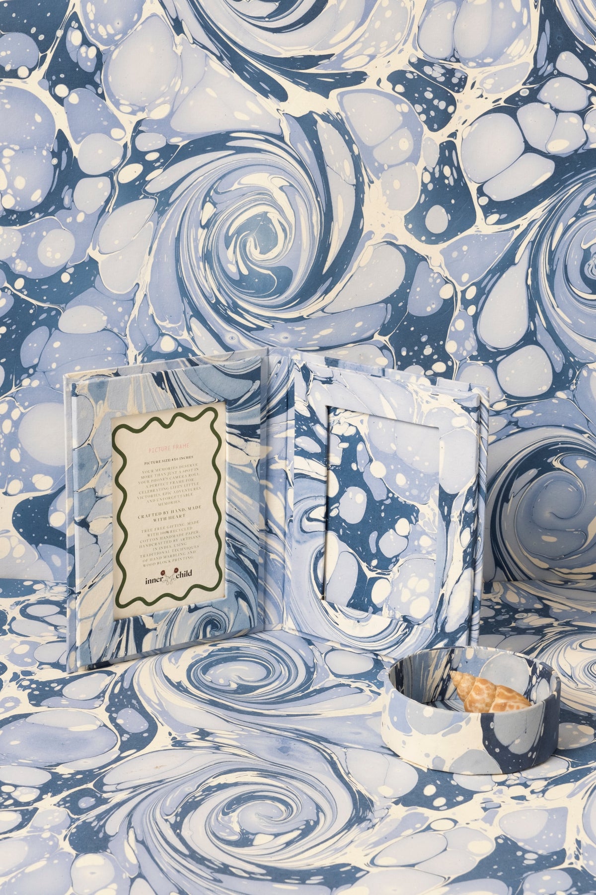 Hand-Marbled Picture Frame Folding Book, 4x6 in Ocean Wave