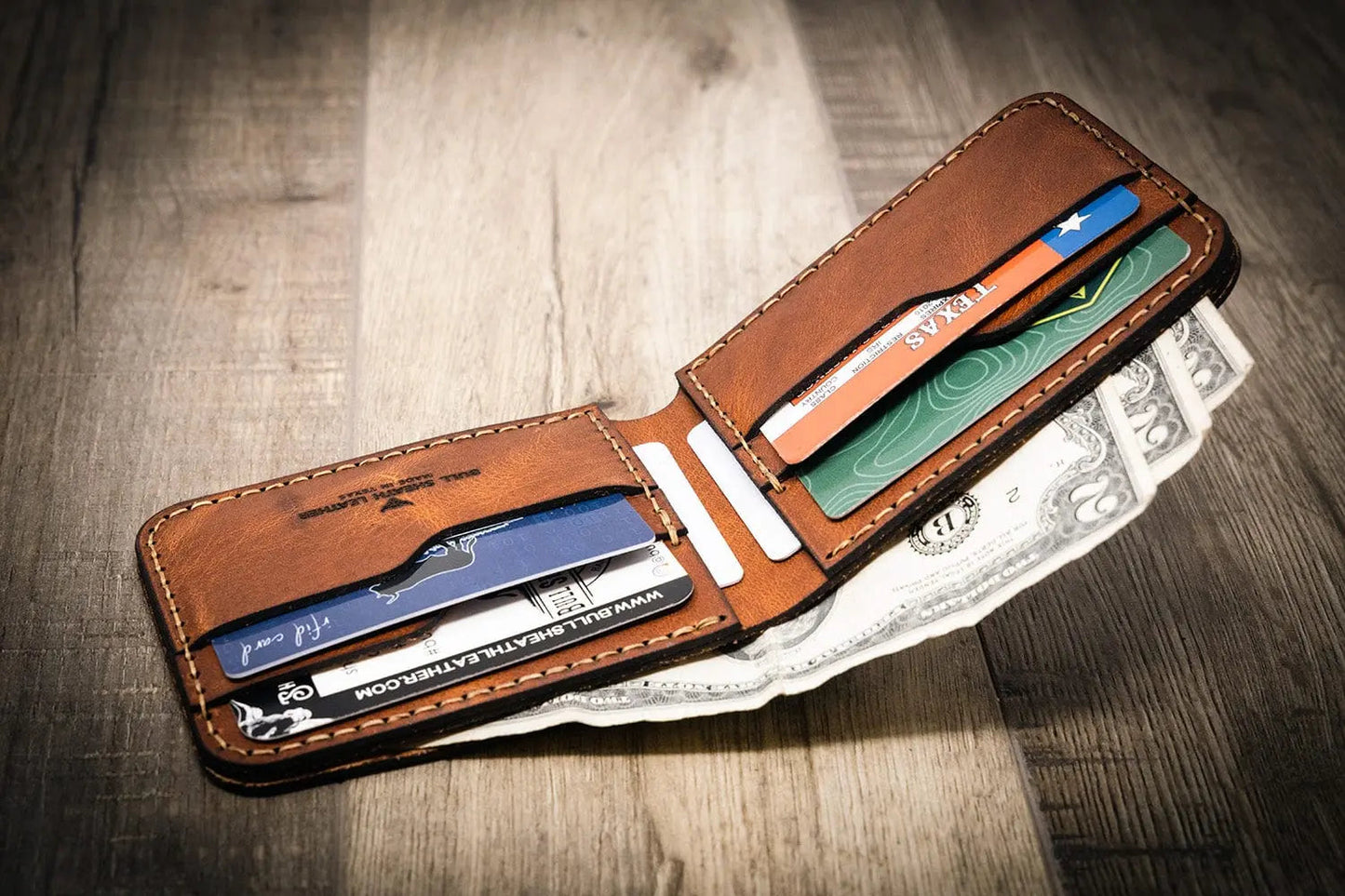 Western Bifold Wallet - Chestnut Brown