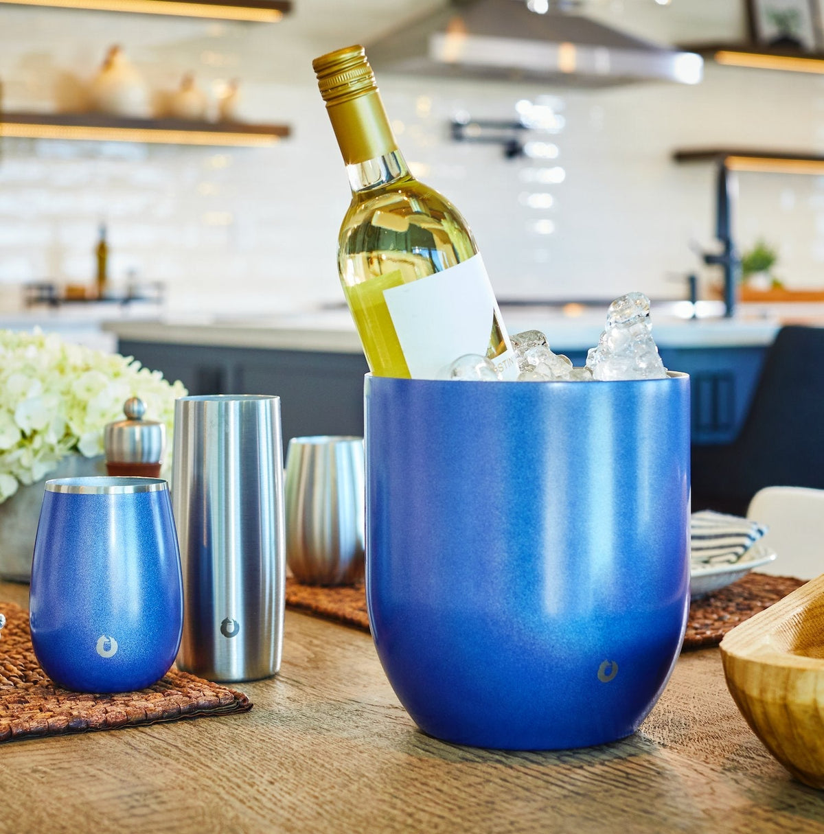 Stainless Steel Ice Bucket with Lid and Scoop, Shimmer Blue