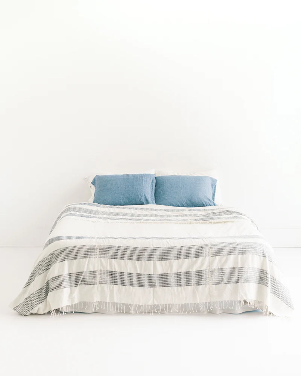 3 Panel Dotted Cotton Blanket