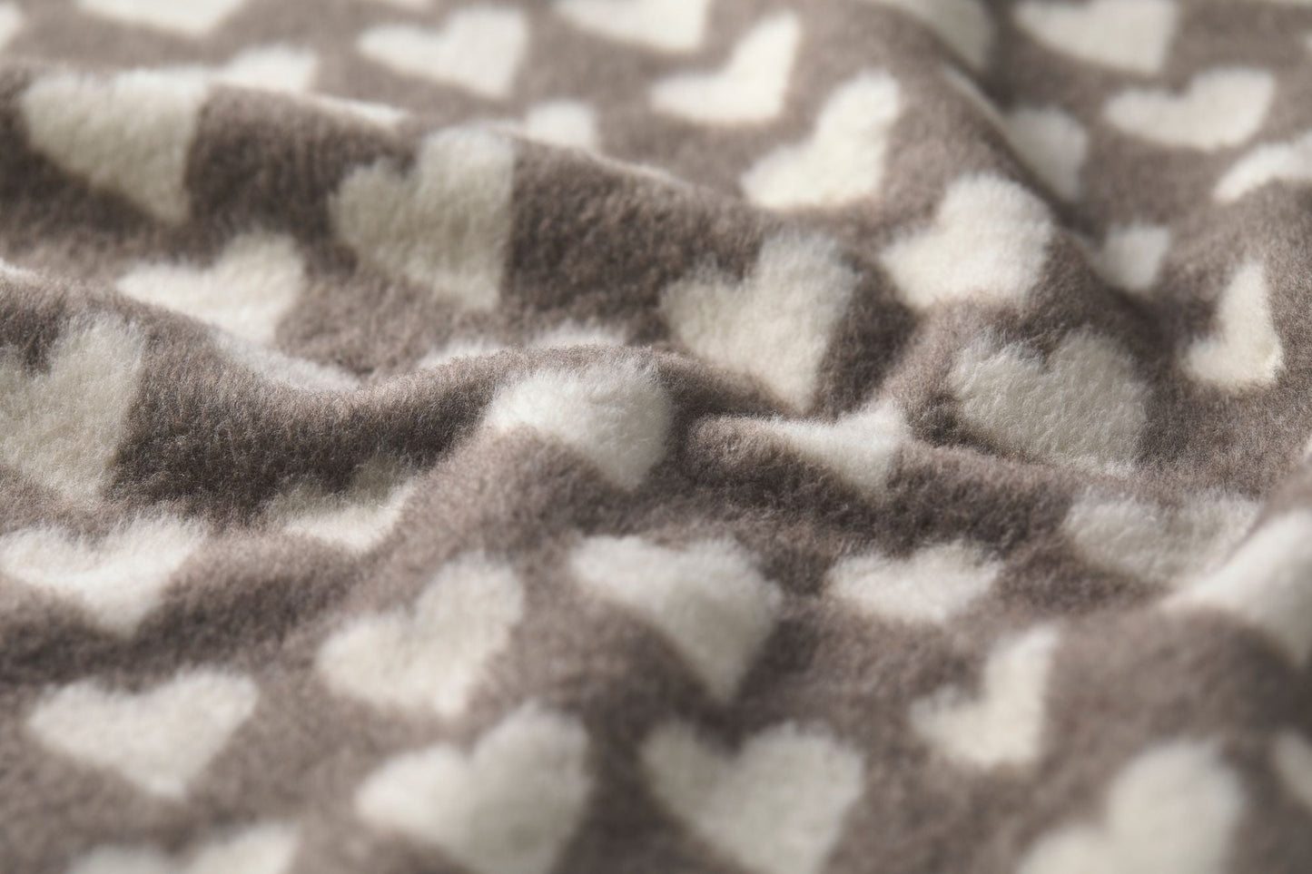 SAVONA Throw "Hearts"