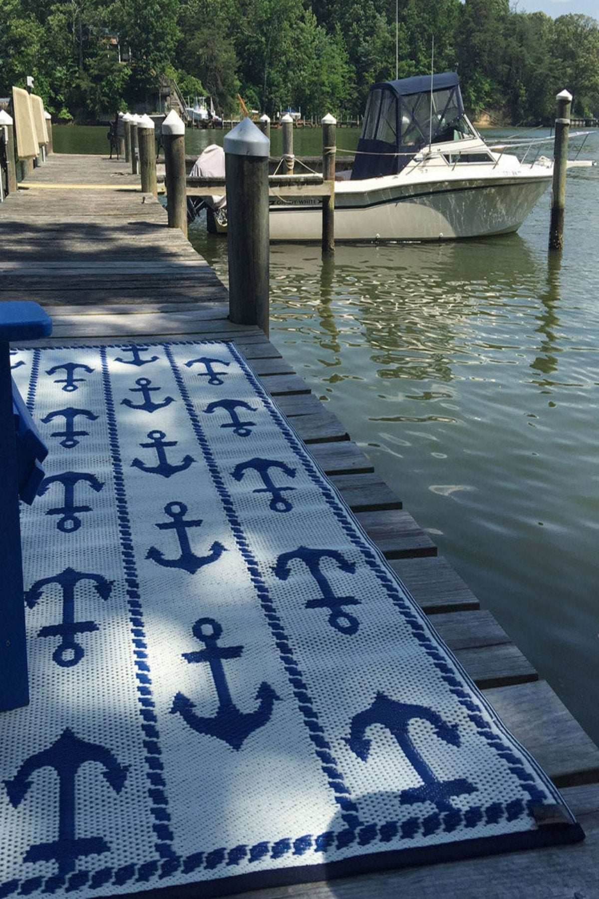 Anchor Blue & White