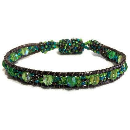 Cuero Bracelet with Magnetic Closure - Guatemala