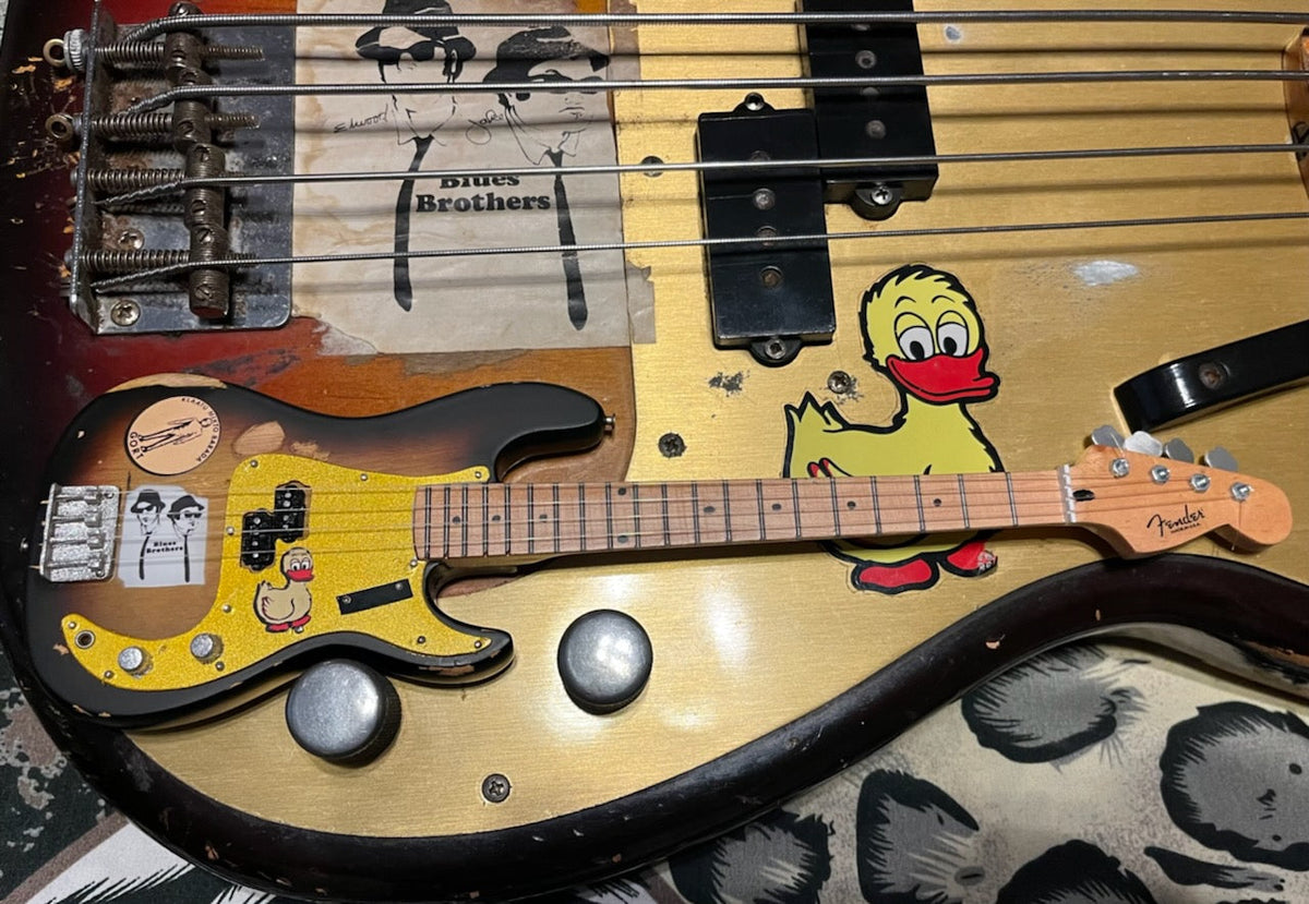 Duck Dunn Original '59 Fender™ Precision Bass™ Duck Bass Miniature Model - Osadia Concept Store