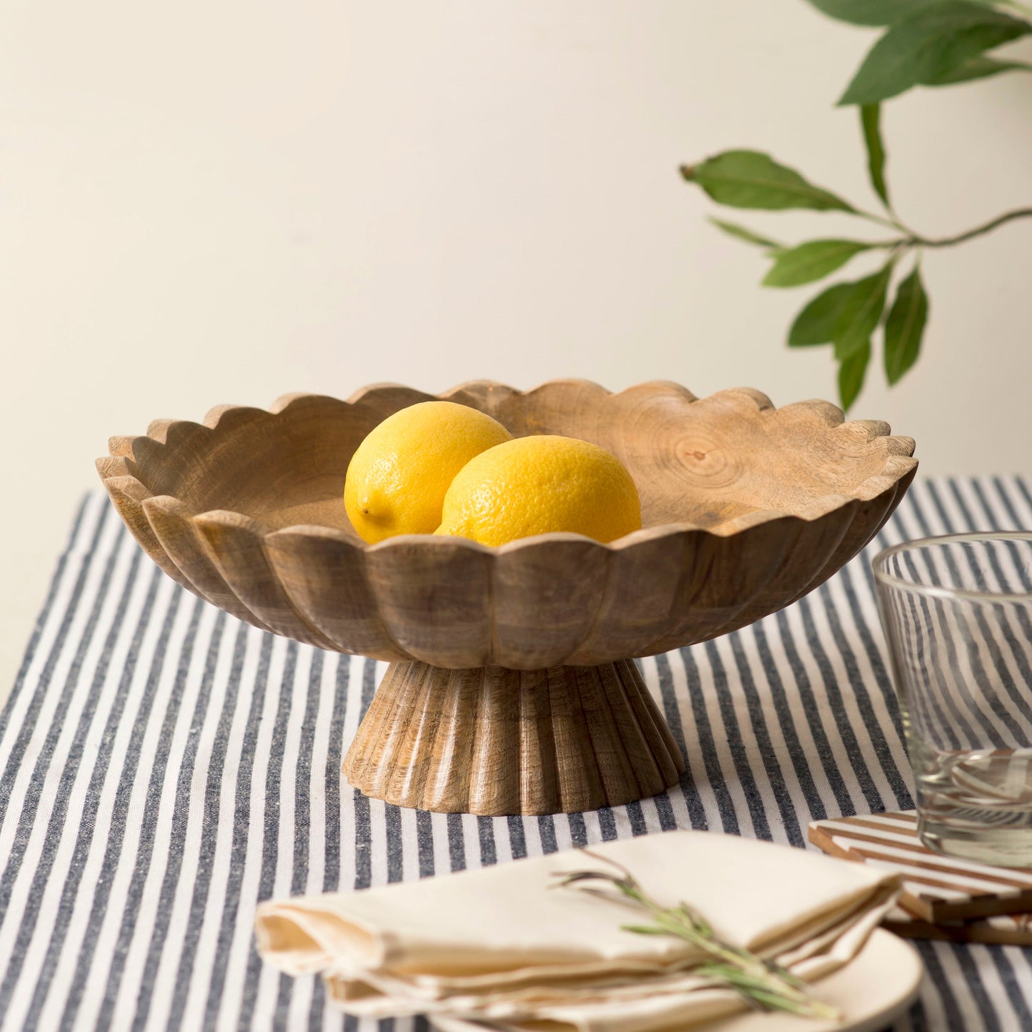 Fluted Pedestal Bowl - Natural - Osadia Concept Store