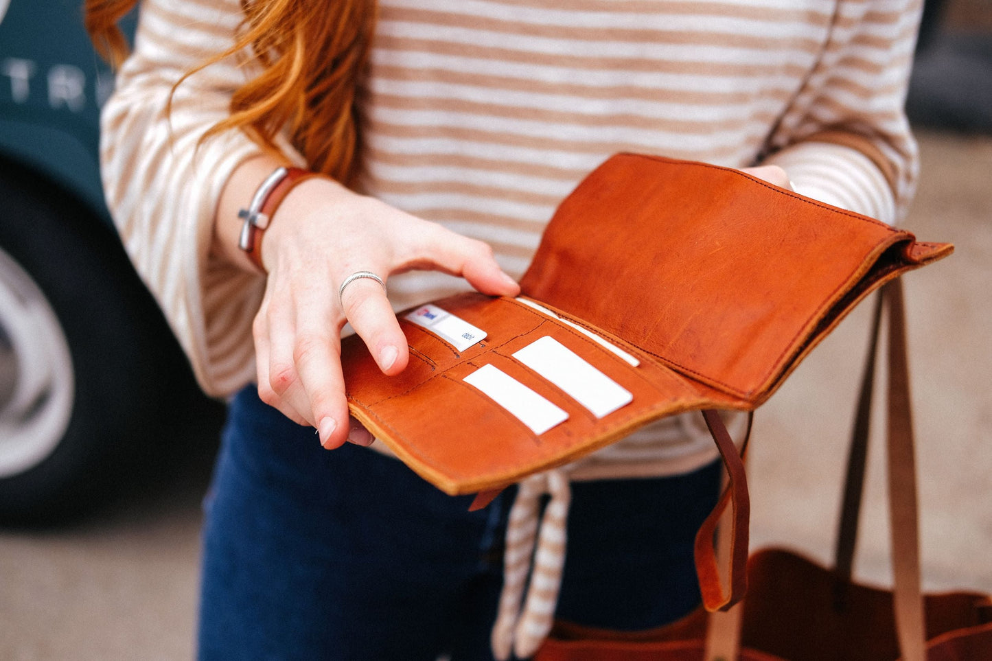 Sabina Clutch