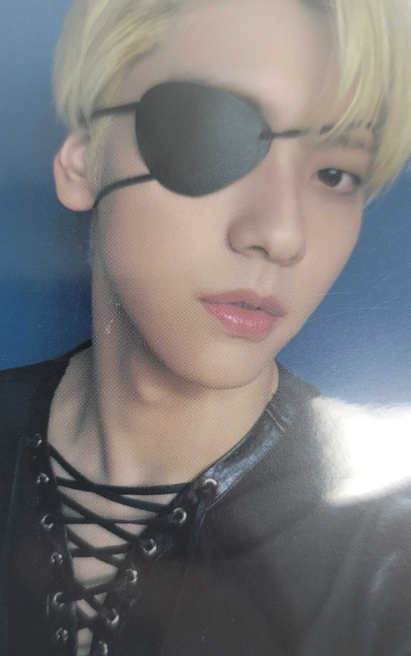 Tomorrow x Together (TXT) The Name Chapter : Temptation Powerstation 2nd Lucky Draw Photo Card