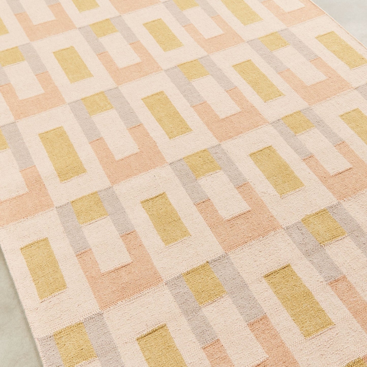 Aari Handwoven Geometric Modern Flat-weave Rug in Calming Hues