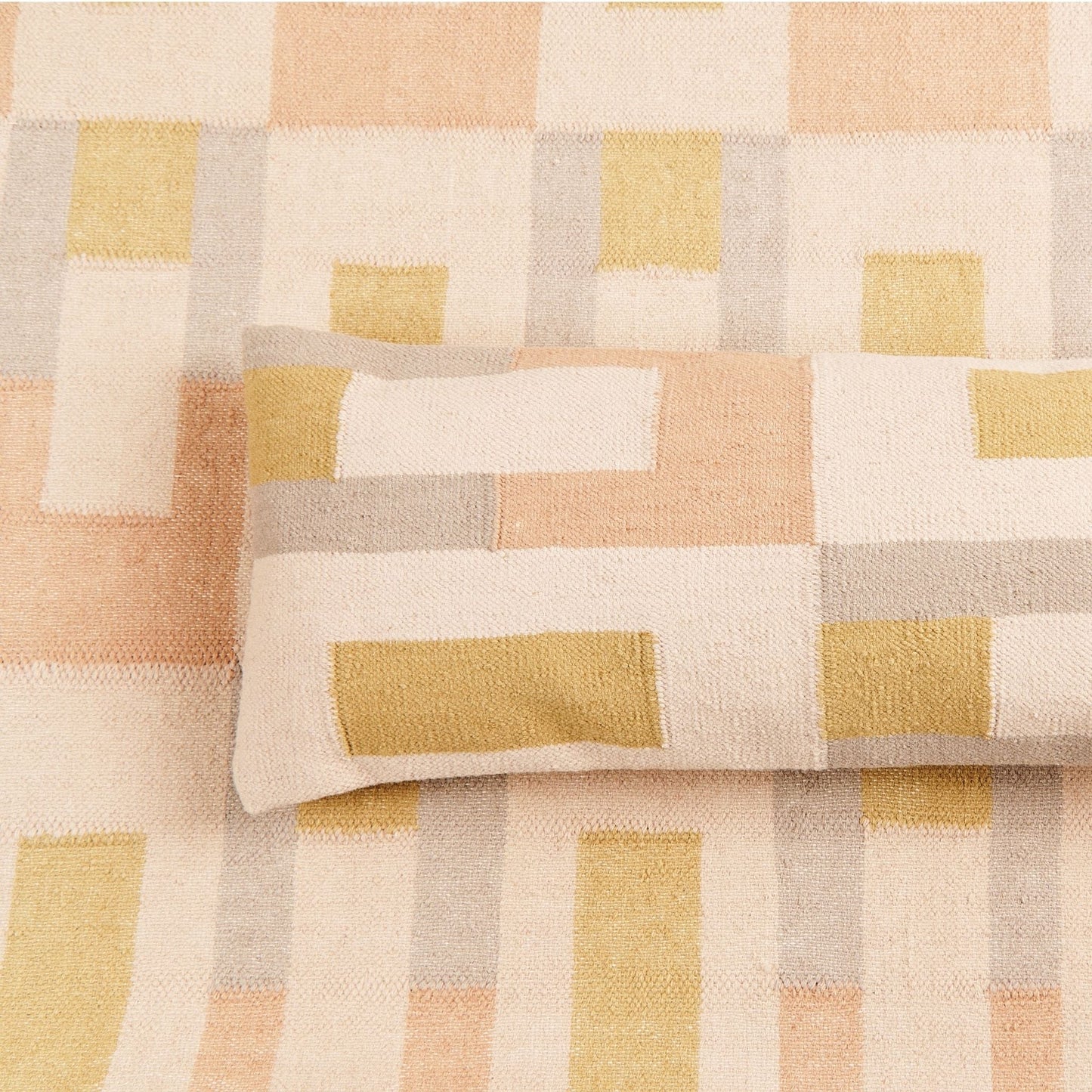 Aari Handwoven Geometric Modern Flat-weave Rug in Calming Hues