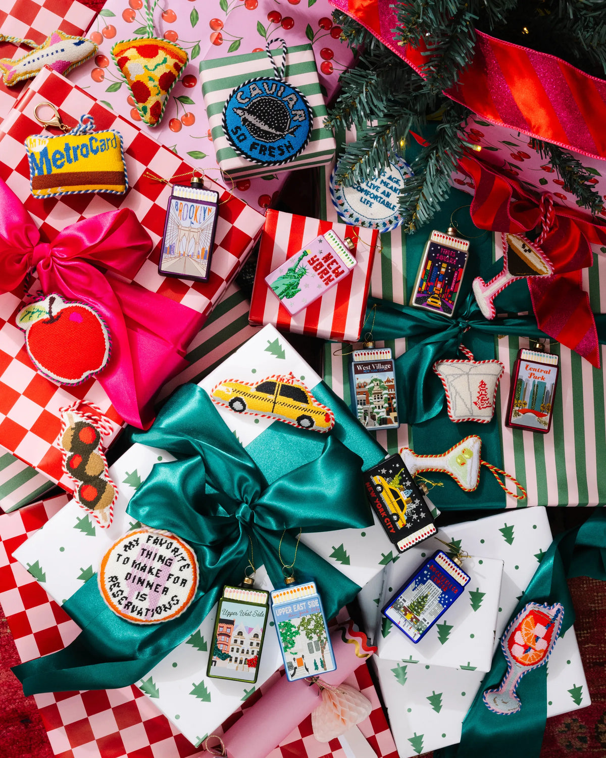 Needlepoint Icon Ornament - Taxi Cab