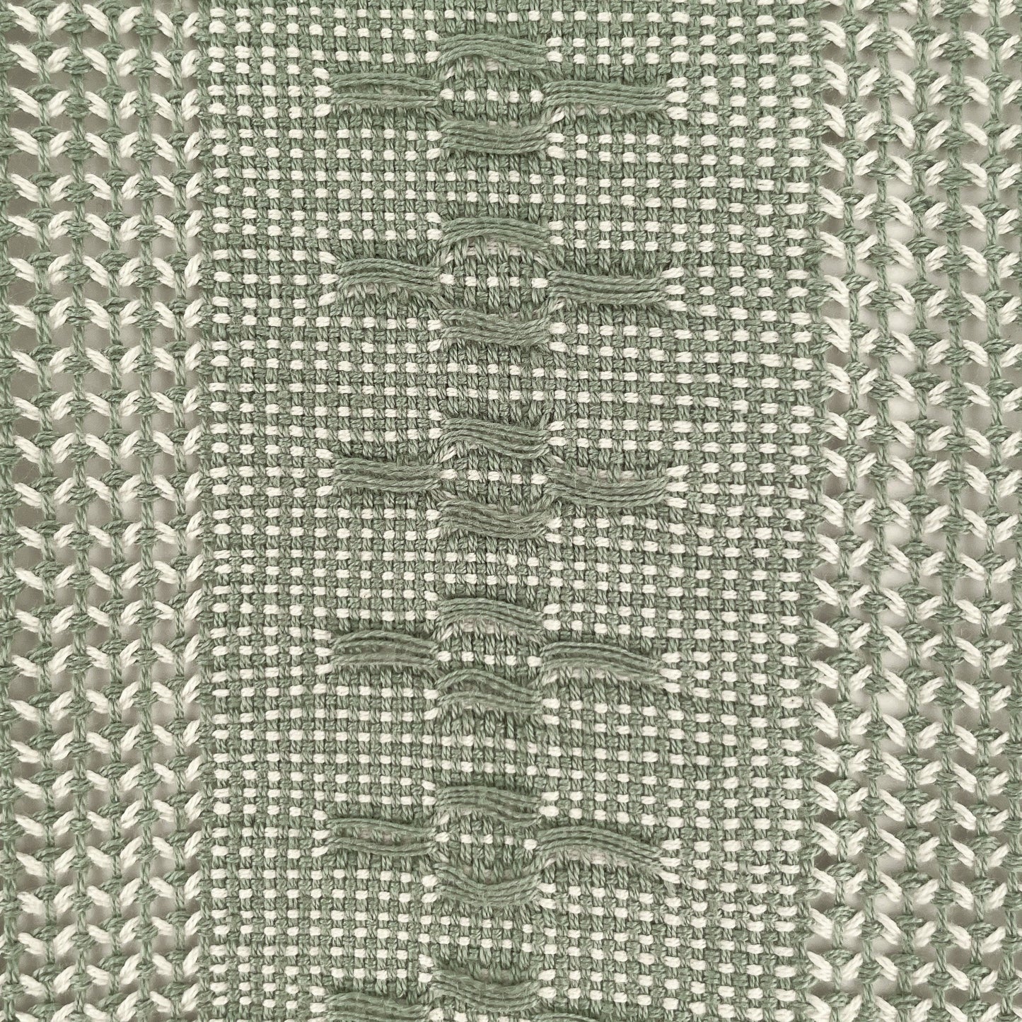 Calado Table Runner in Sage