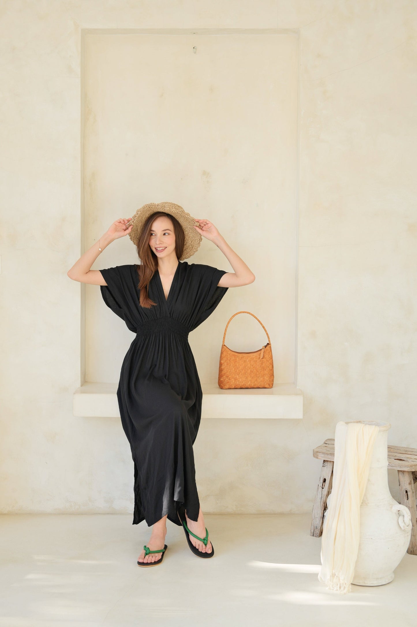 Edith Handwoven Leather Shoulder Bag in Tan
