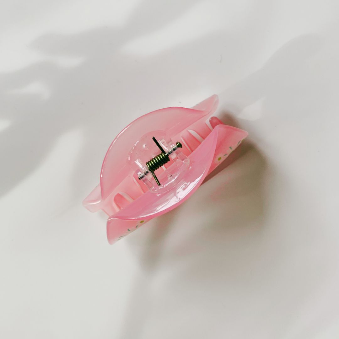 Velvet Claws Hair Clip | Flowers in Pink | Claw Clip in Velvet Travel Bag