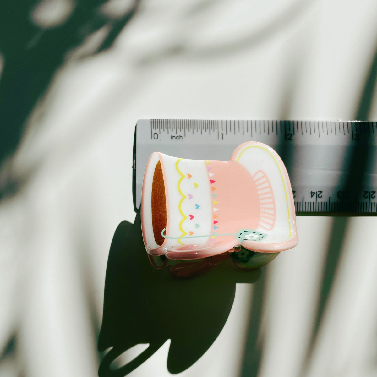 Velvet Claws Pink Tea Cup with Heart Hair Claw