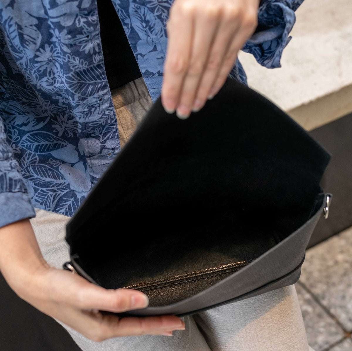 Kami Shoulder Bag