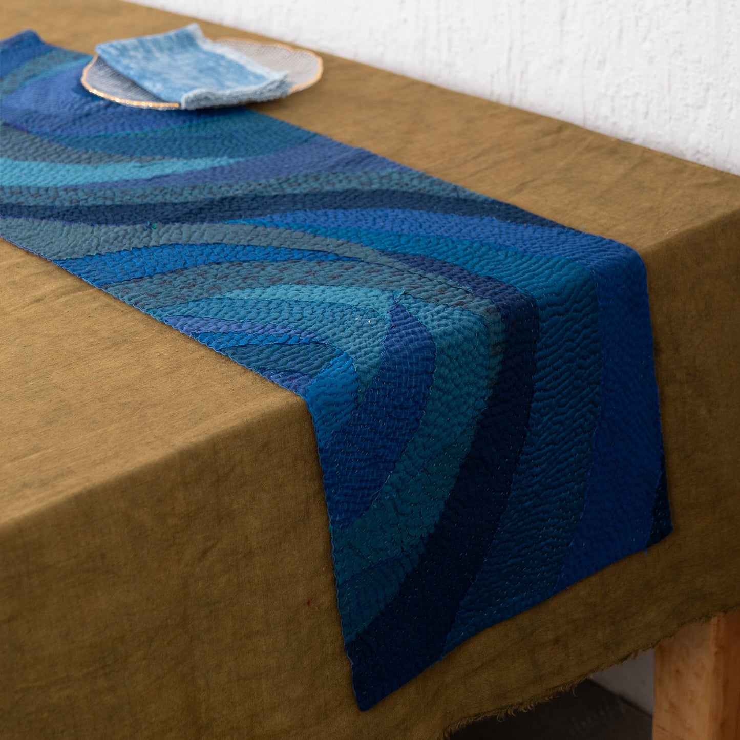 Night Sky Rose Fray Patch Table Runner
