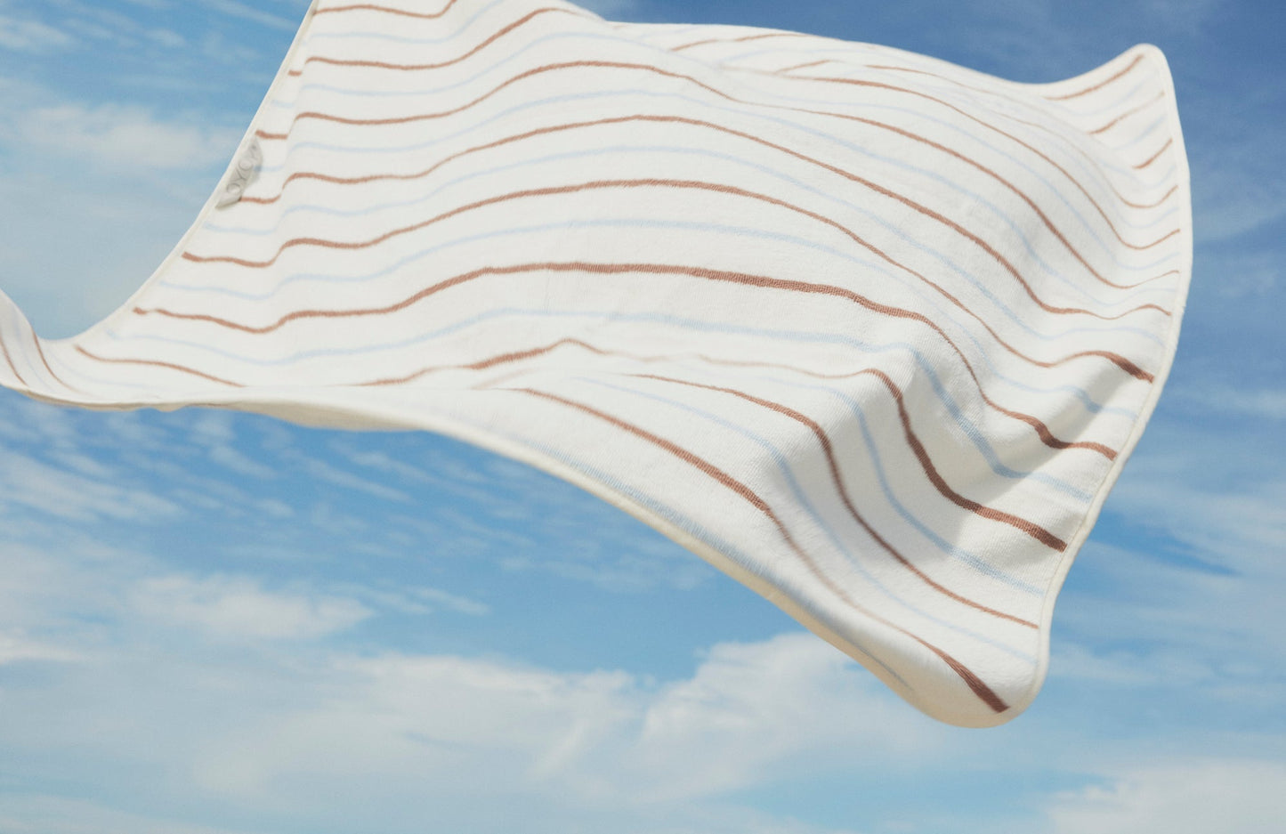 Raita Towel - Large - Caramel / Ice Blue