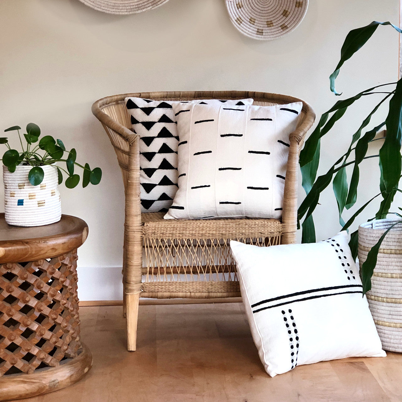 Sadza Triangles Pillow Cover - White