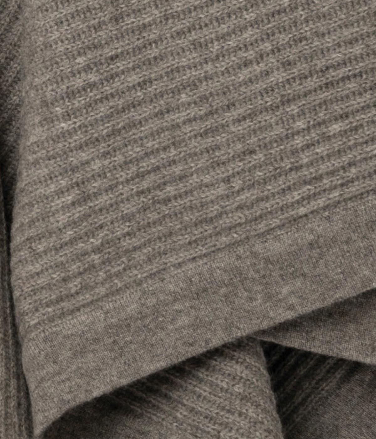 Platinum Yak Down Fisherman's Knit Throw