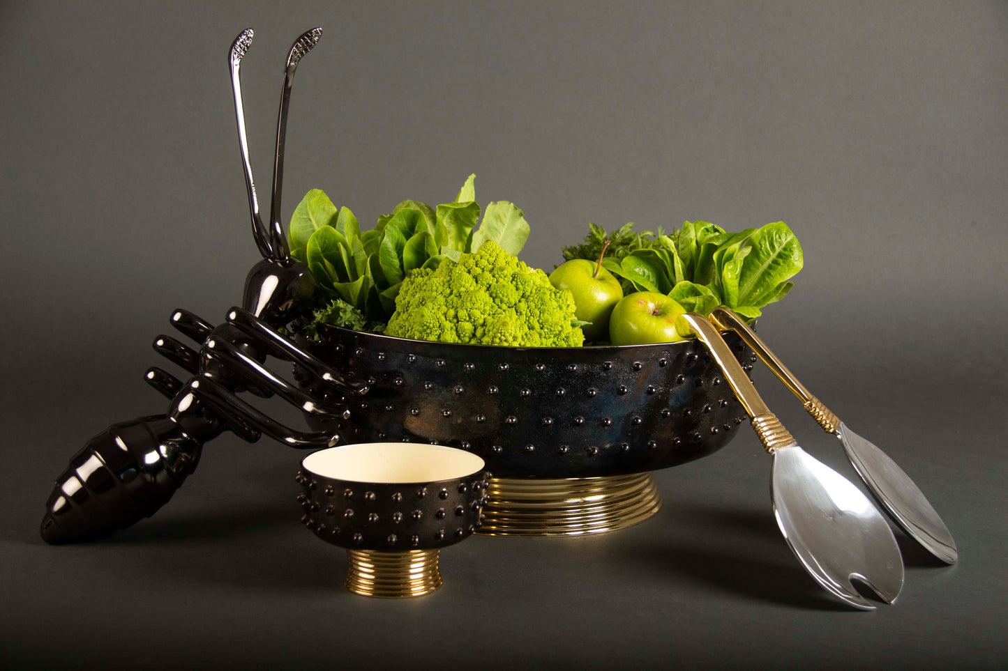 Djembe Salad Server Short Gold