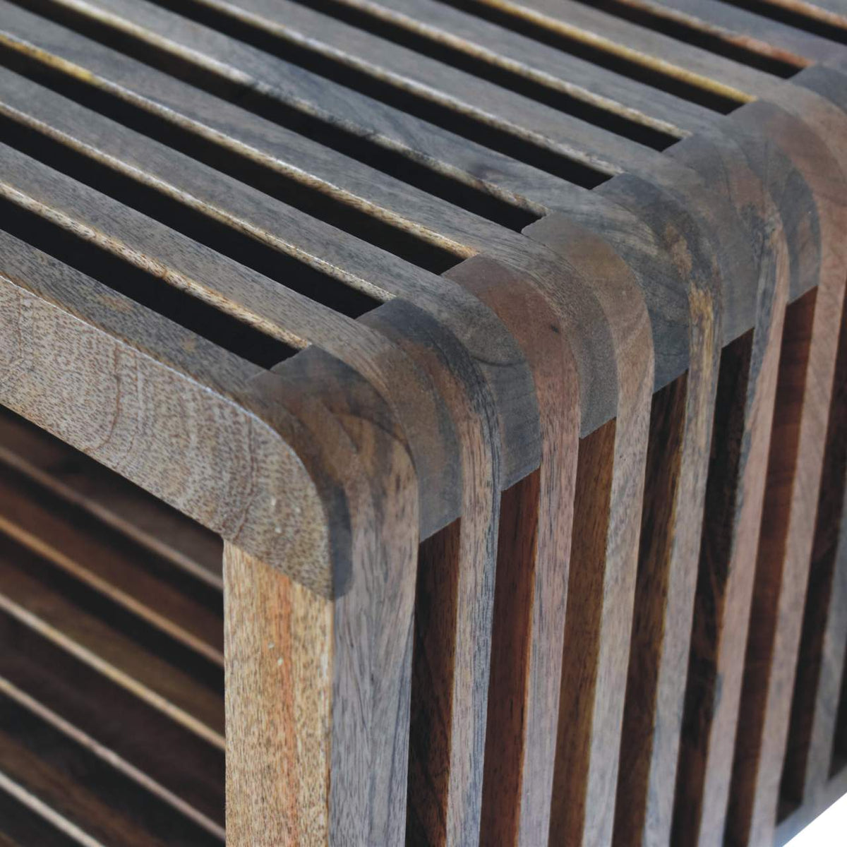 Soba Wall-Mounted Bedside Table