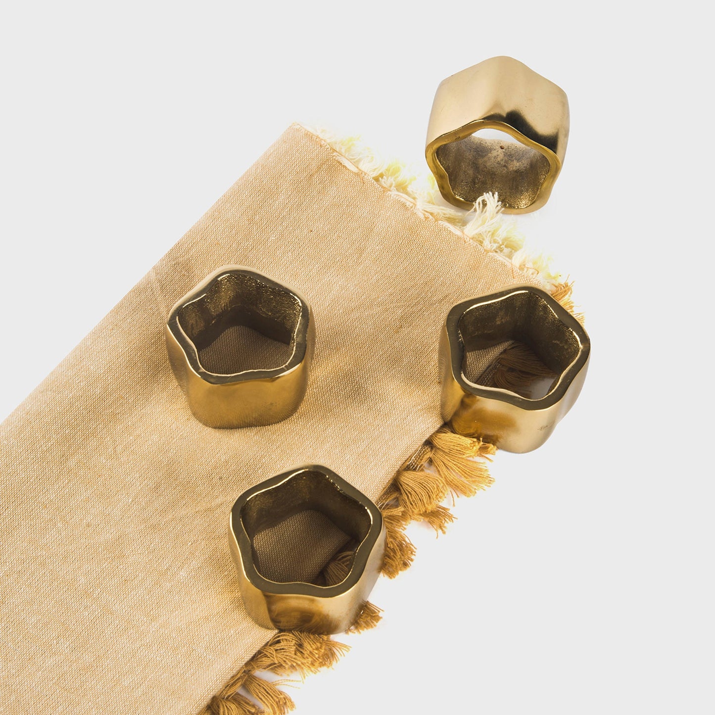 S/4 Gold Sculpted Handcrafted Napkin Ring Gift Box Set