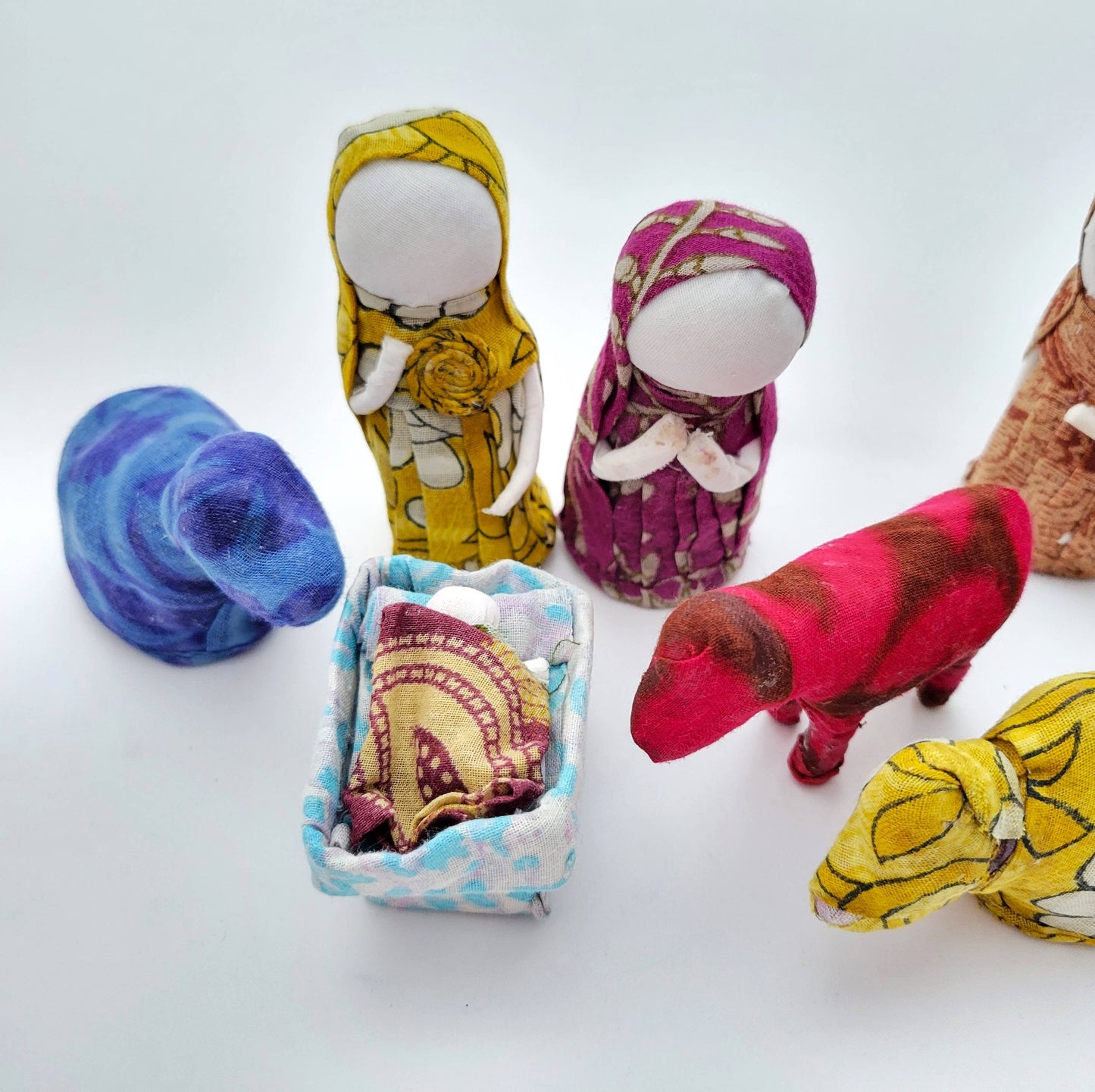 Sari Fabric Nativity Set from Bangladesh