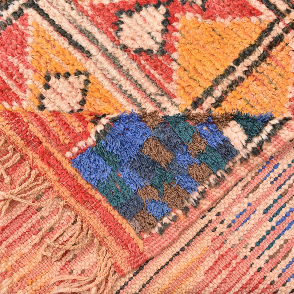 Chama Hand-Knotted Wool Moroccan Rug | 4'1" x 8'