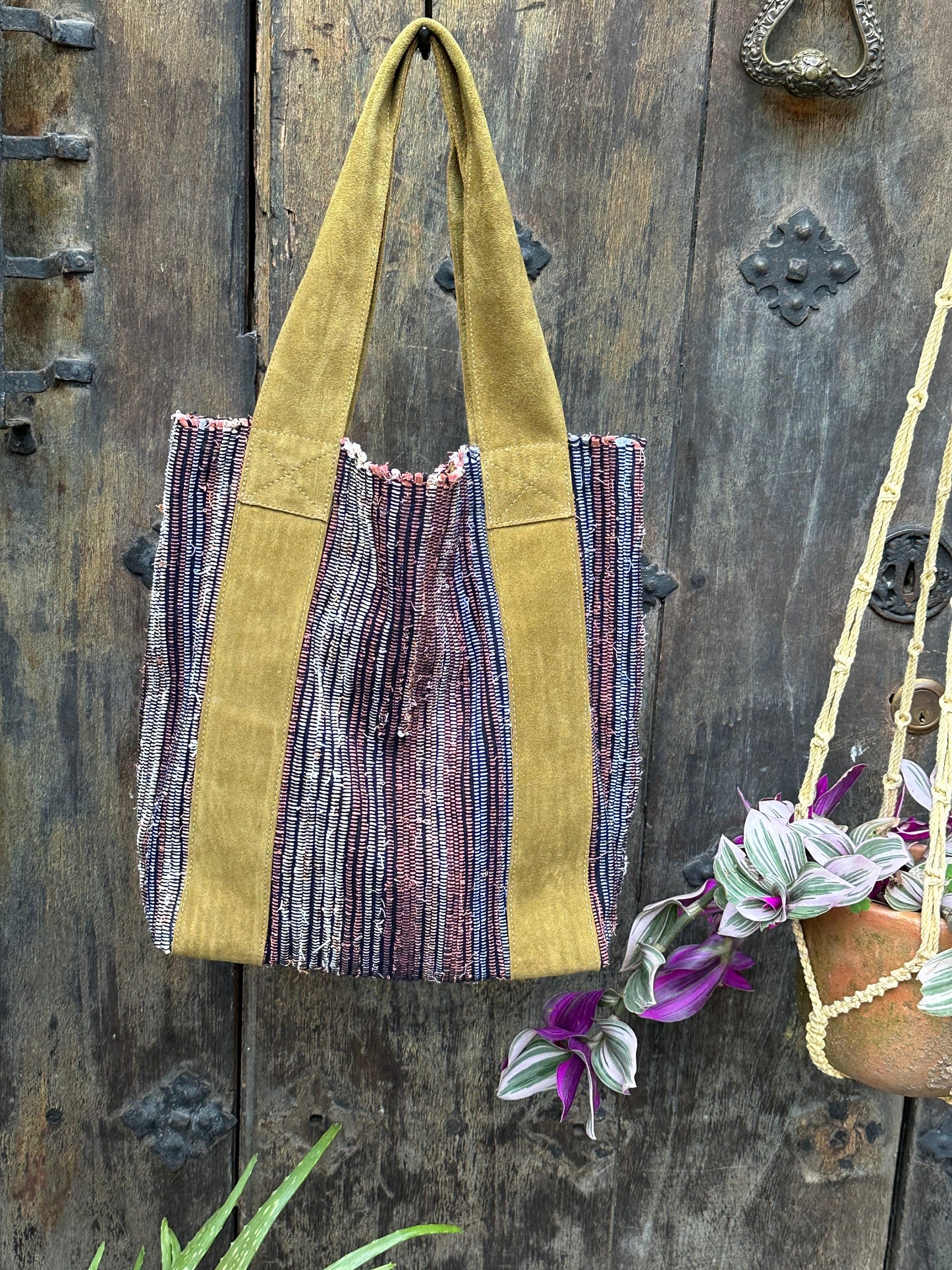 Wanderer Tote - Woven and Green