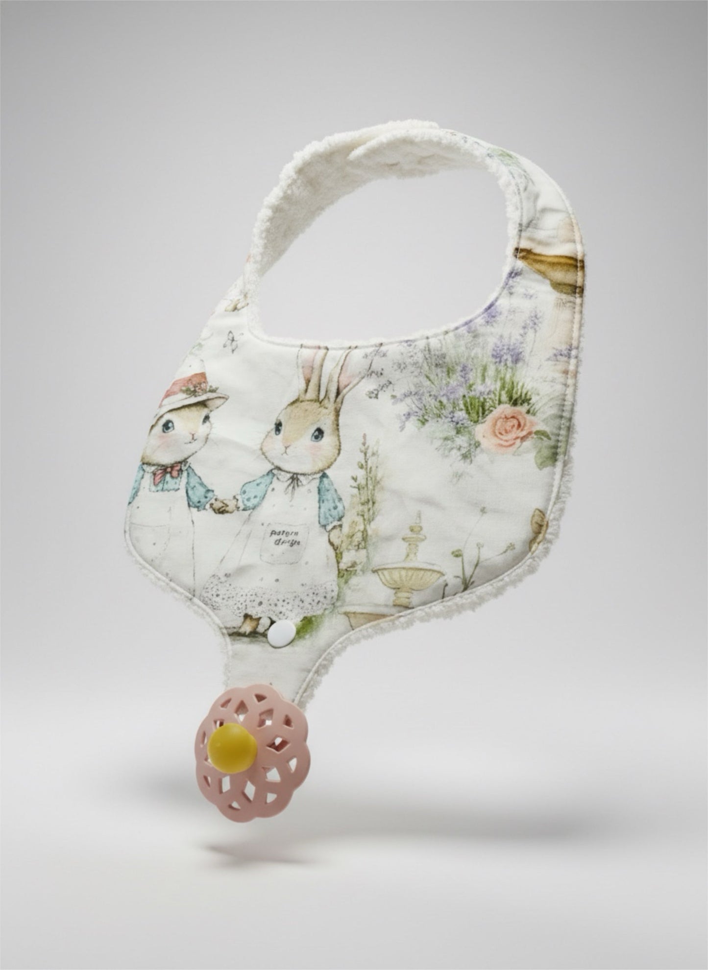 Soothe & Snap Bib – Bramble Rabbit