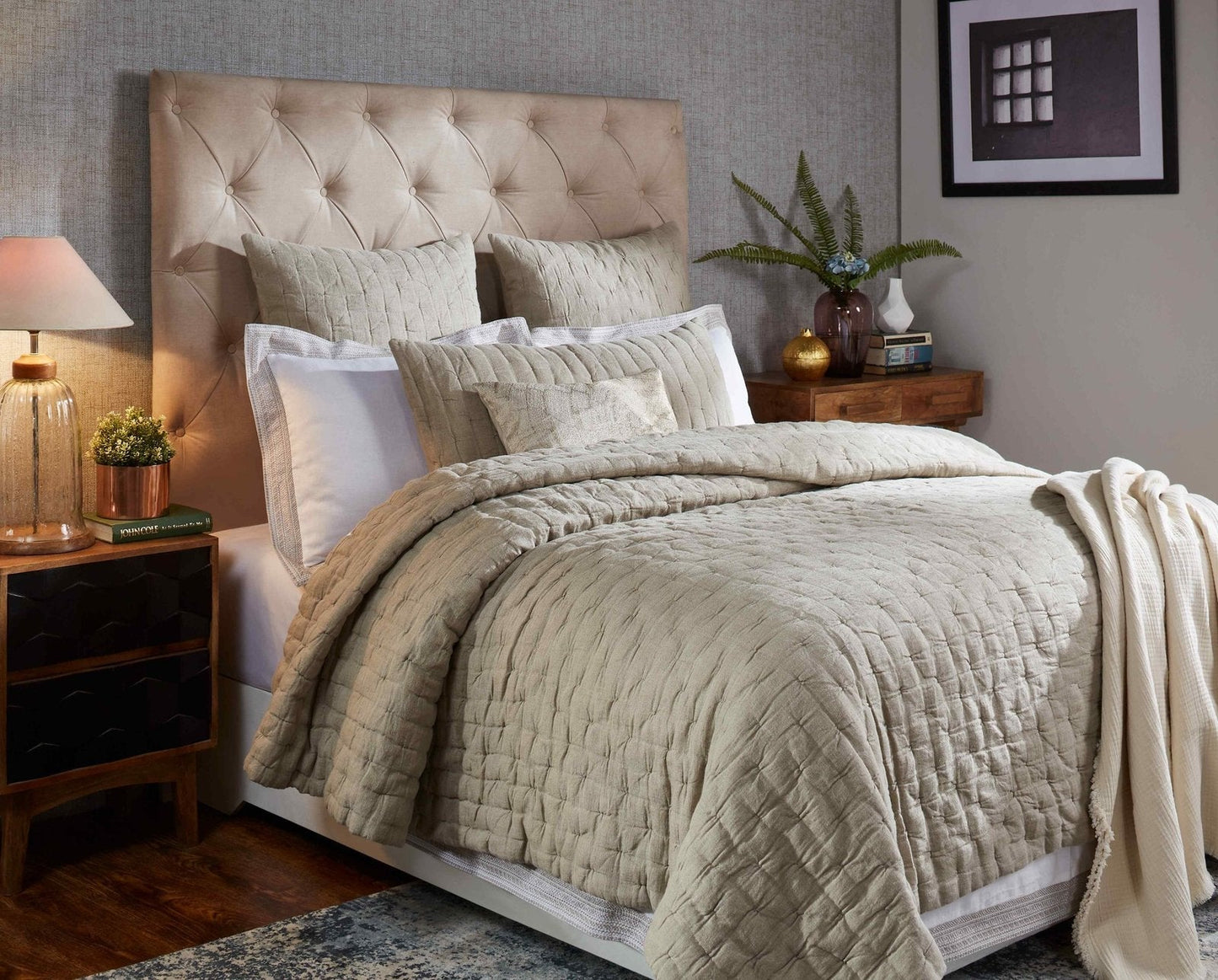 Sophie Hand Pinched Linen Quilt