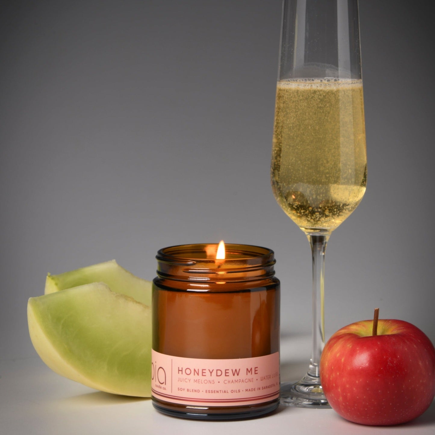 Honeydew Me Soy Blend Candle — Honeydew, Watermelon & Champagne