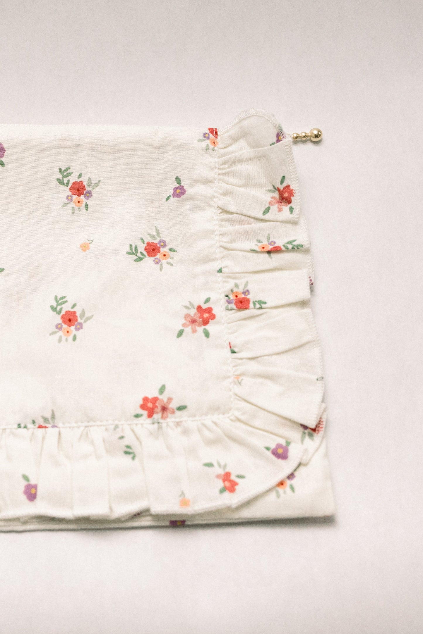 Vintage-Inspired Floral Pouch- Matin au Jardin - Osadia Concept Store