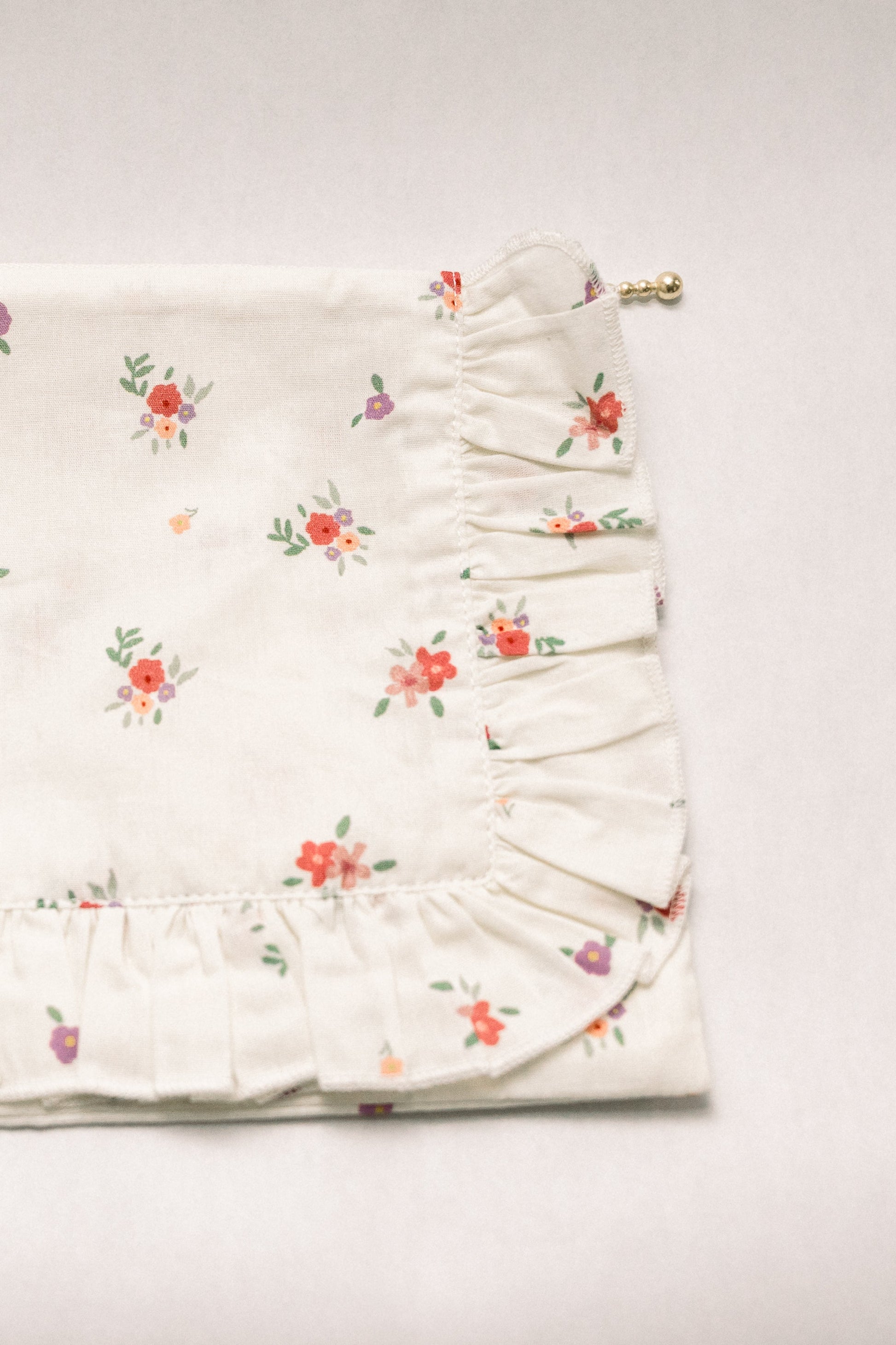 Vintage-Inspired Floral Pouch- Matin au Jardin - Osadia Concept Store