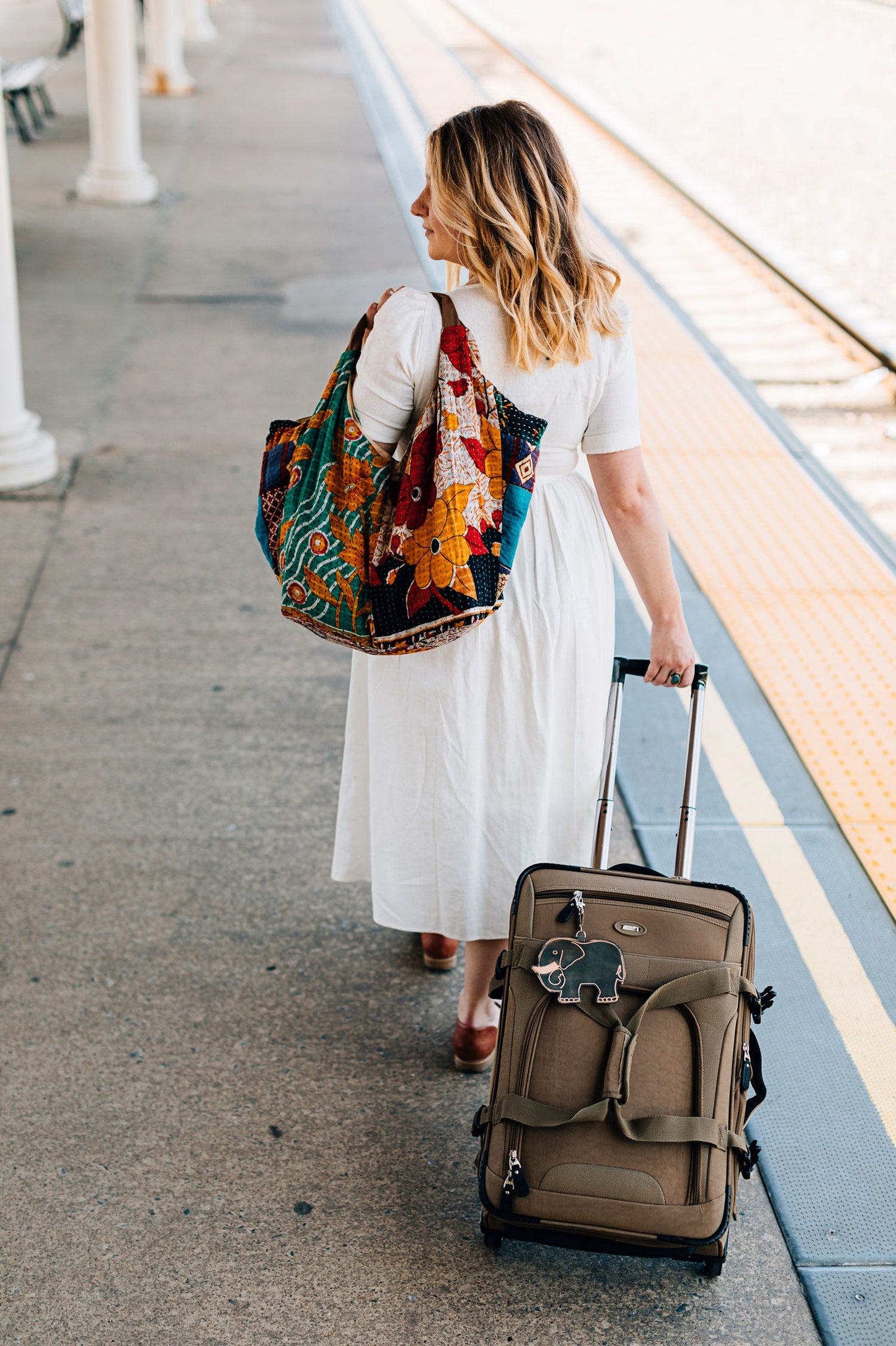 Sari Shop Slouchy Bag