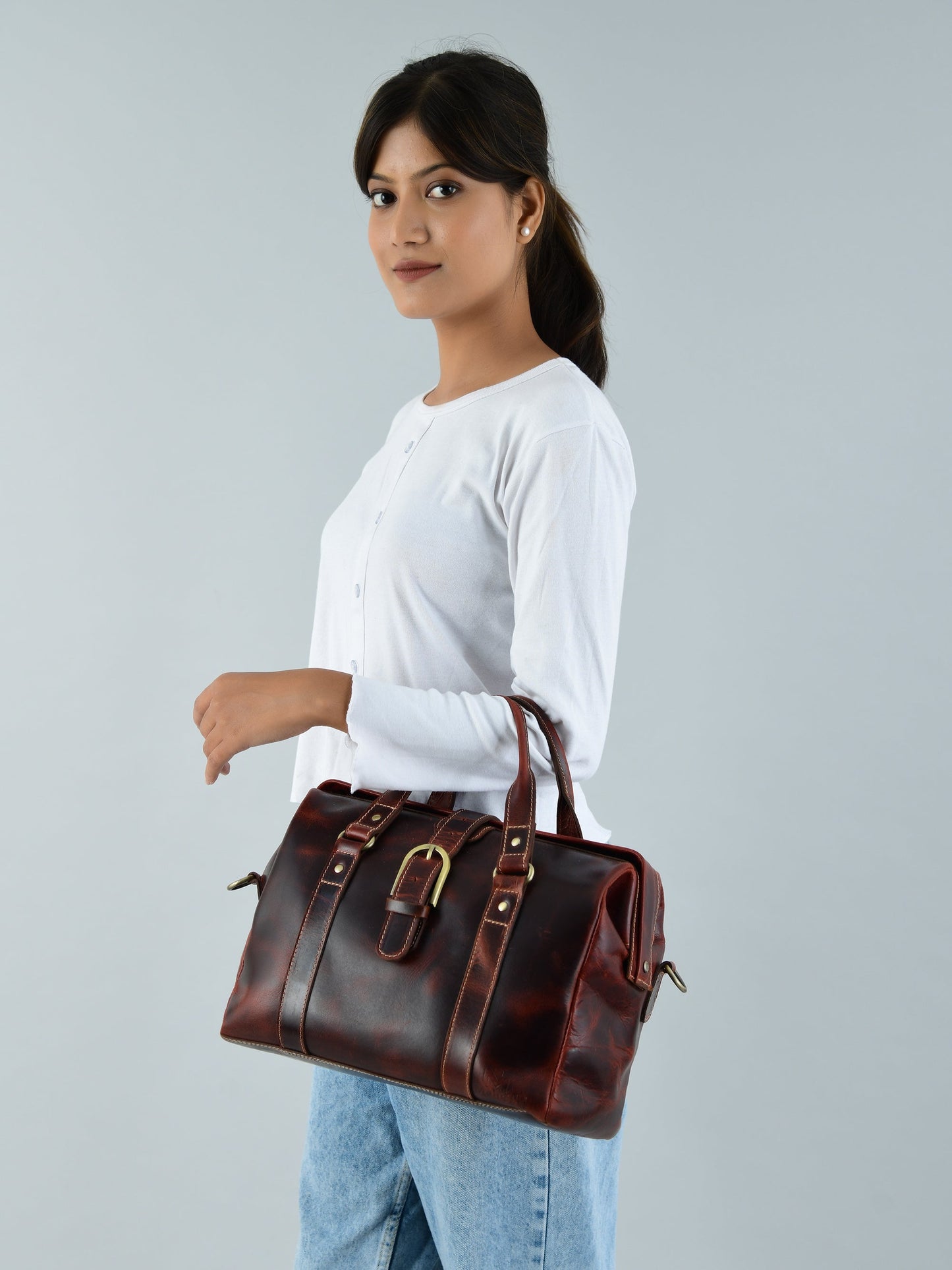 Wineberry Chic Handbag - Osadia Concept Store