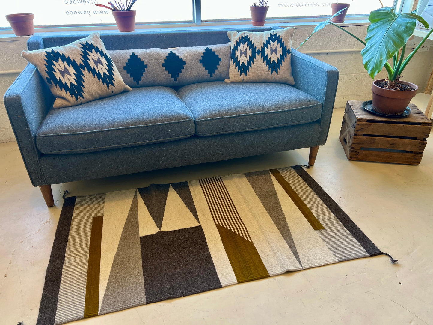 LOOM Imports Rug № 46