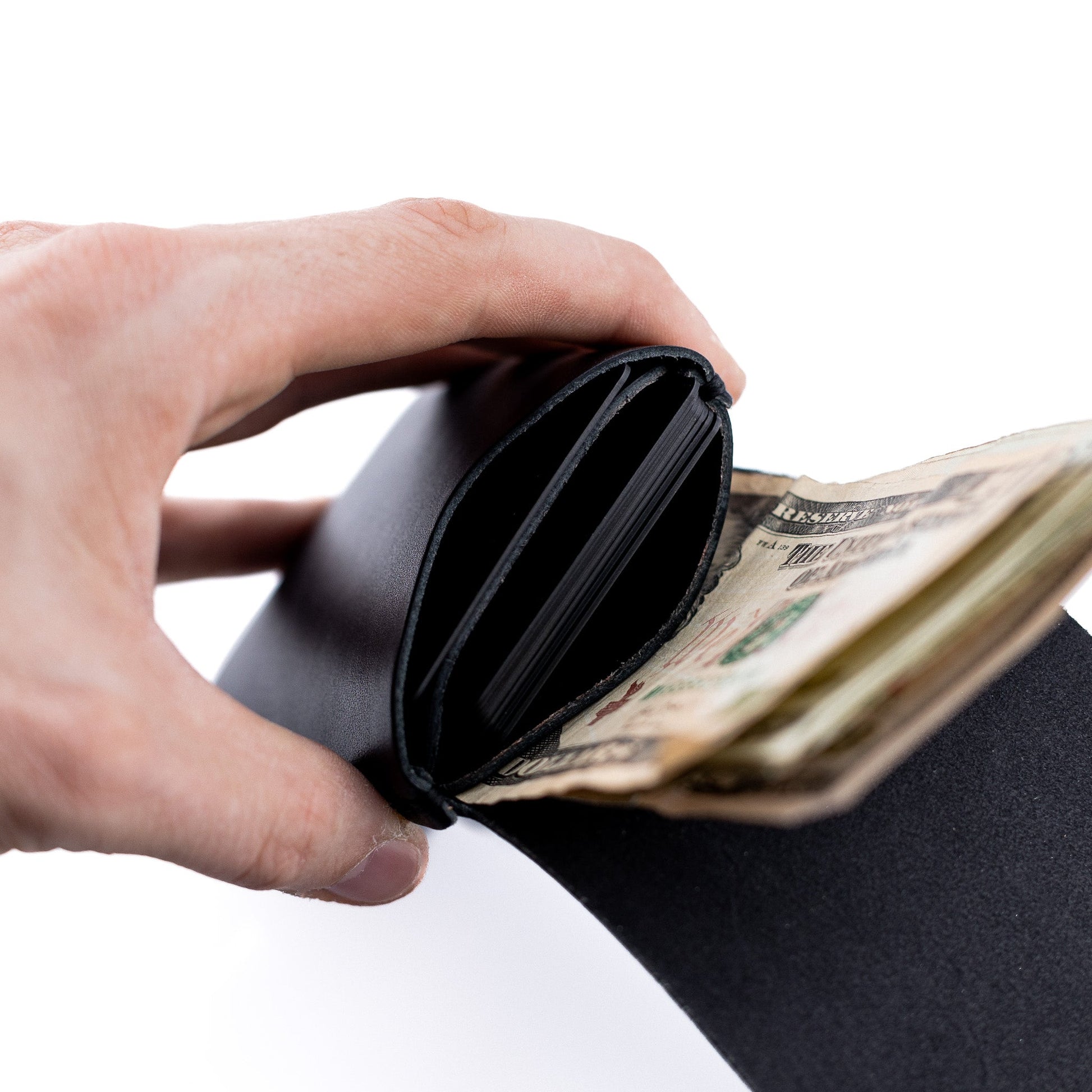 The Cash Finn – Black - Osadia Concept Store