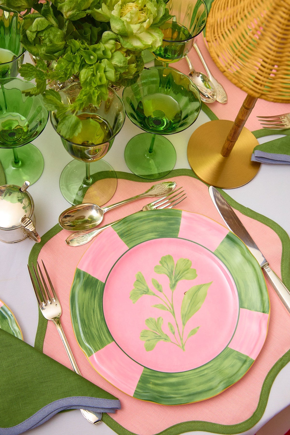 S/4 Josephine Pink Dinner Plate