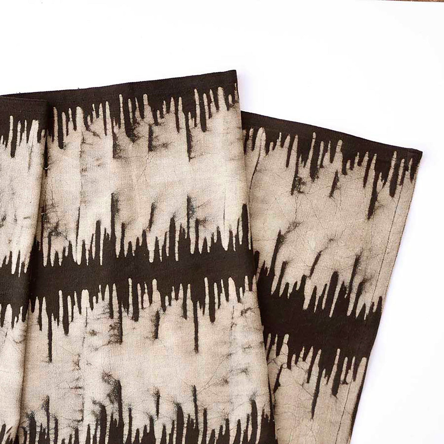 Neutral Block Print Table Runner - Noire